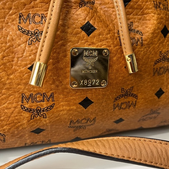 MCM COGNAC VISETOS DRAWSTRING BAG - Picture 3 of 16